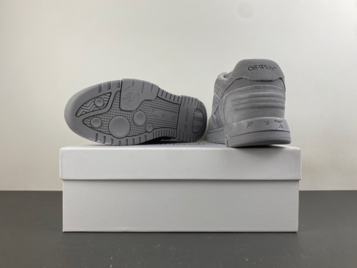 OFW SNEAKER