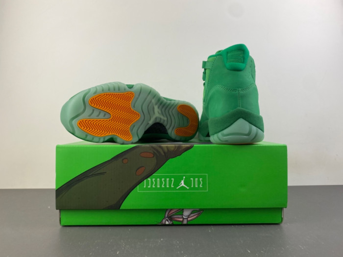 Air Jordan 11 Retro Green Screen Monstars lQ5700-900