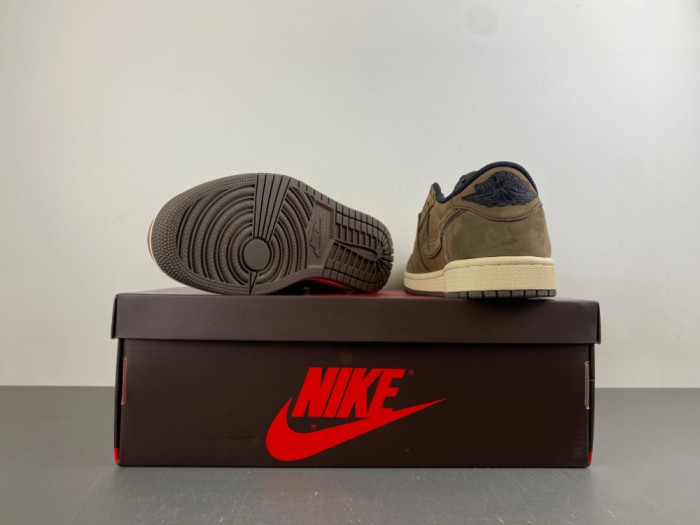 Travis Scott x Air Jordan 1 Low DM7866-203