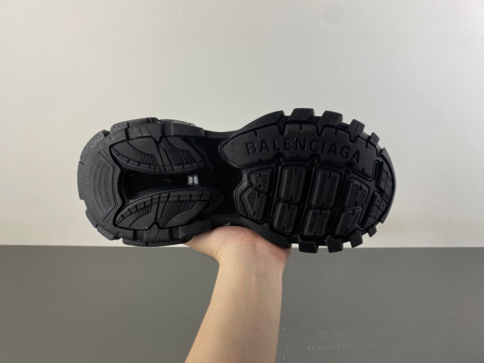 BLCG Track Trainer 542023-w3ad3 2350