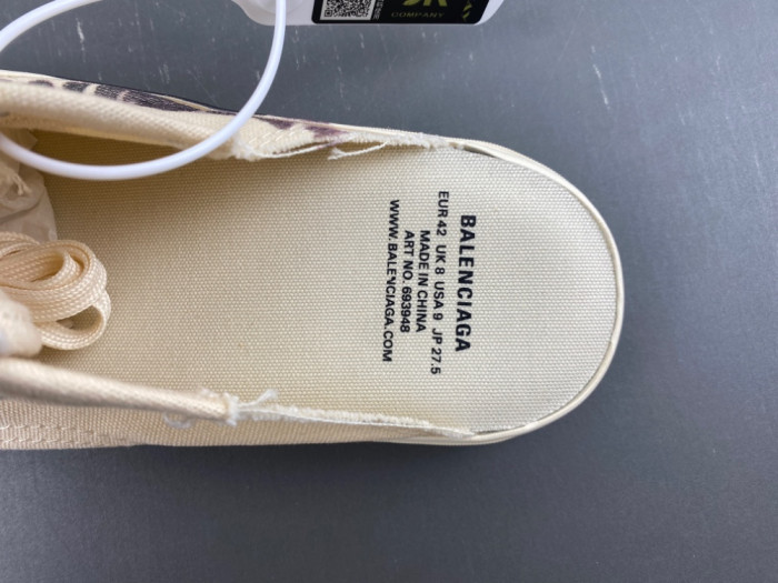 blcg wmns Gr*ffiti paris mule 