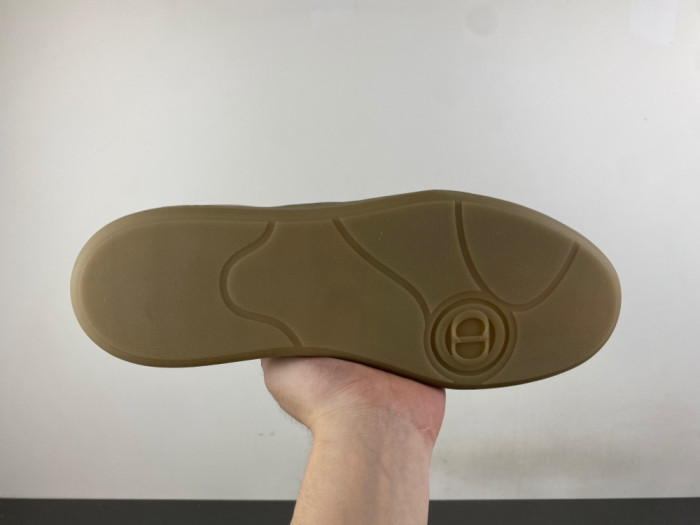 D10R B01 Sneaker
