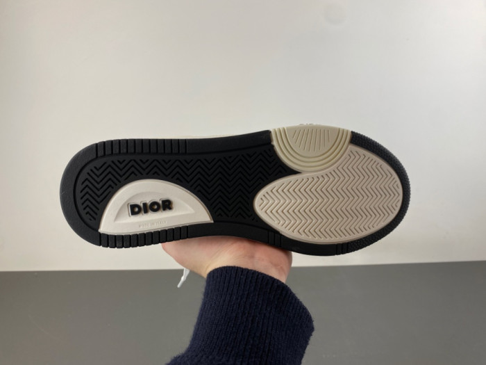 D10R B27 Sneaker