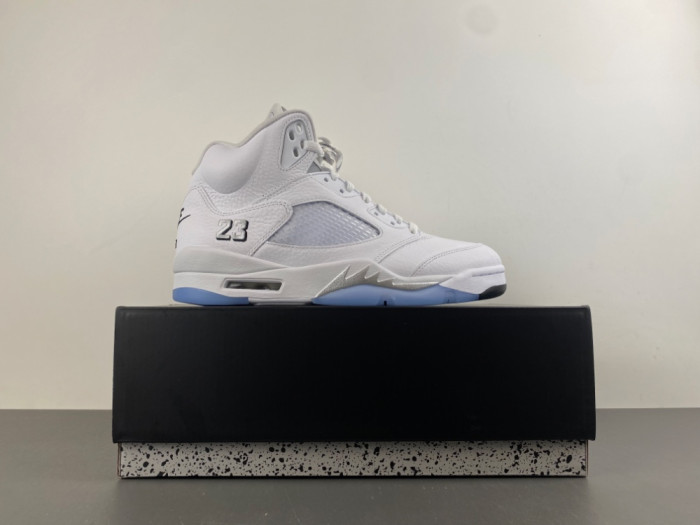 Air Jordan 5 Retro White Metallic (2026) HQ7978-103