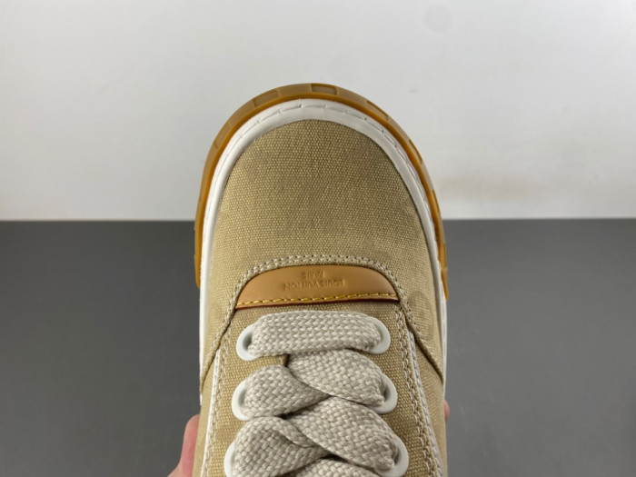 Lou1su1tt Tilted Sneaker