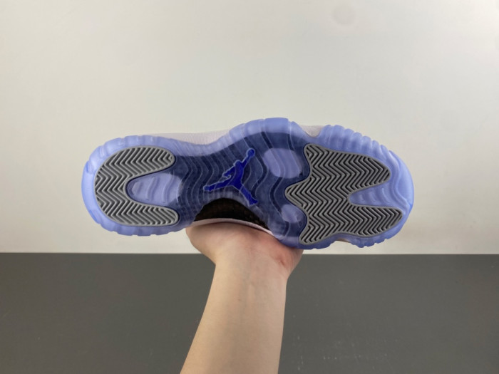Air Jordan 11