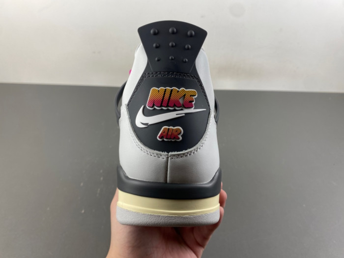 Air Jordan 4 Retro Comic JA1135-100