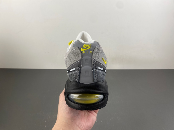 Nike Air Max 95 SP Undefeated Geo Shanghai Opti Yellow IB4523-002