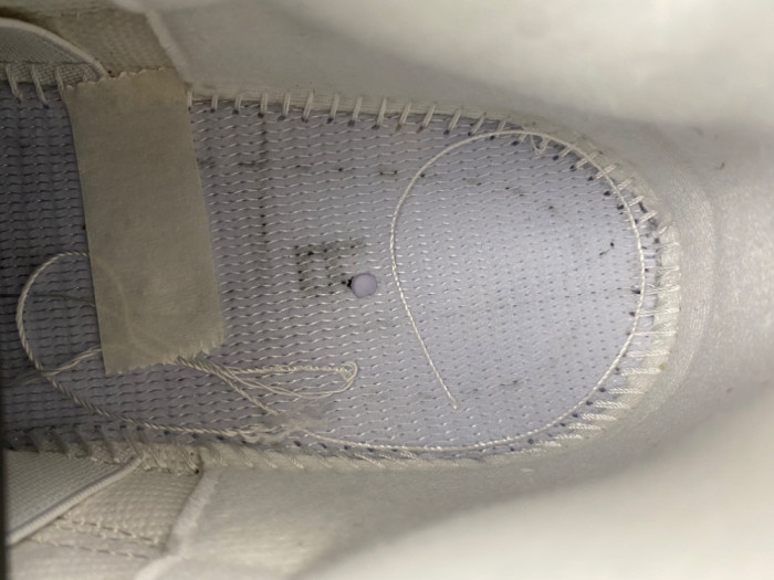Air Jordan 3 Retro Levi’s Lunar New Year IR0910-400