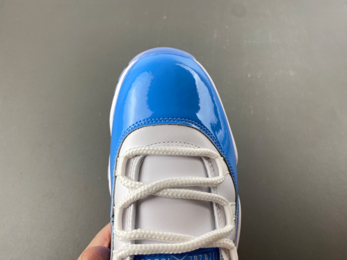 Air Jordan 11 Retro Low University Blue (2026) FV5104-100
