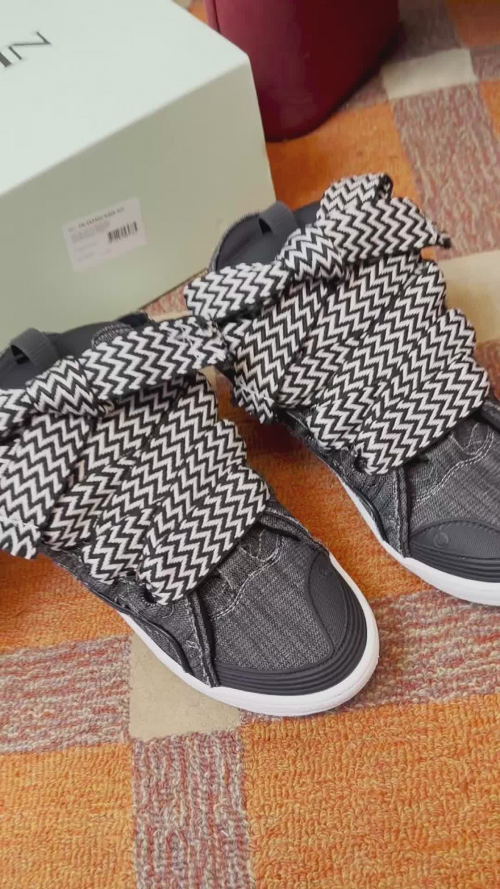 Lanu1n sneakers