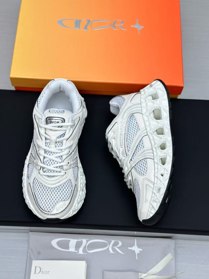 D10R B35 Sneaker