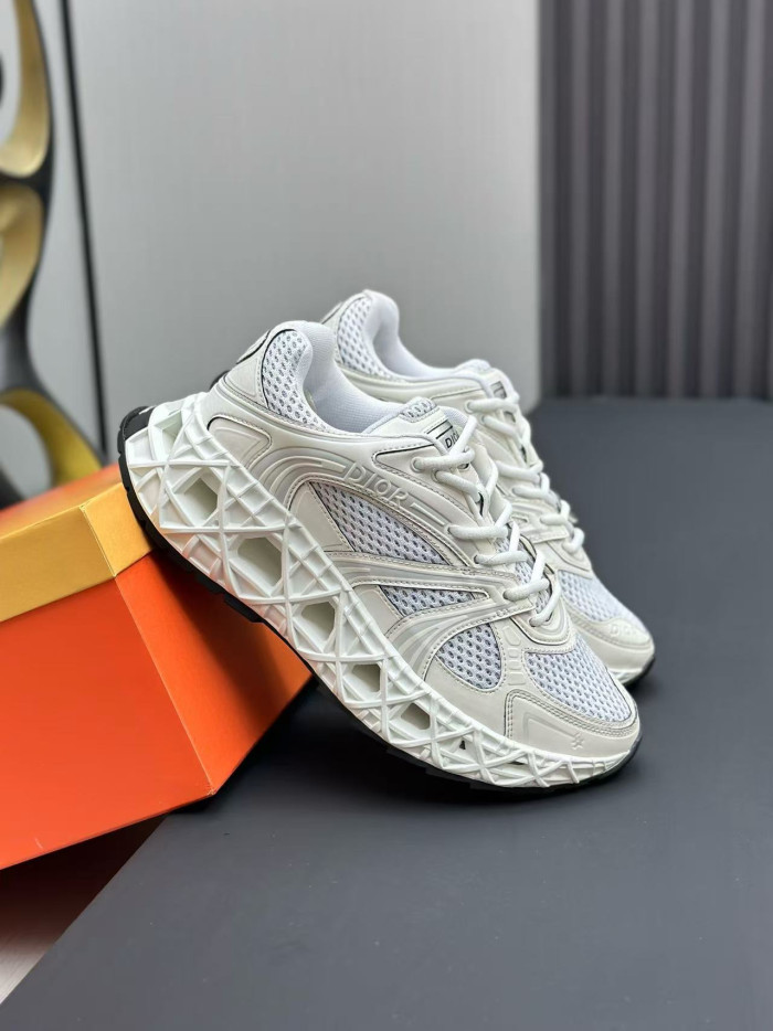 D10R B35 Sneaker