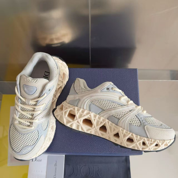 D10R B35 Sneaker