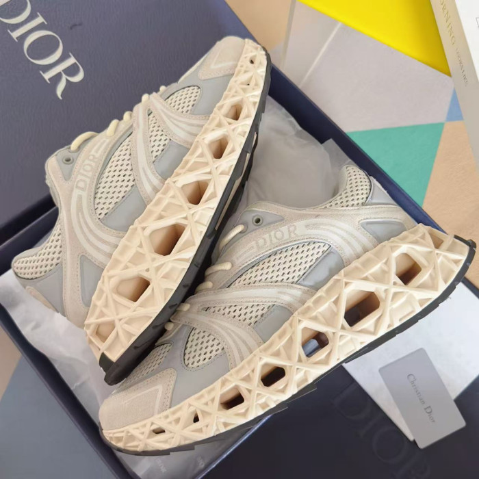 D10R B35 Sneaker