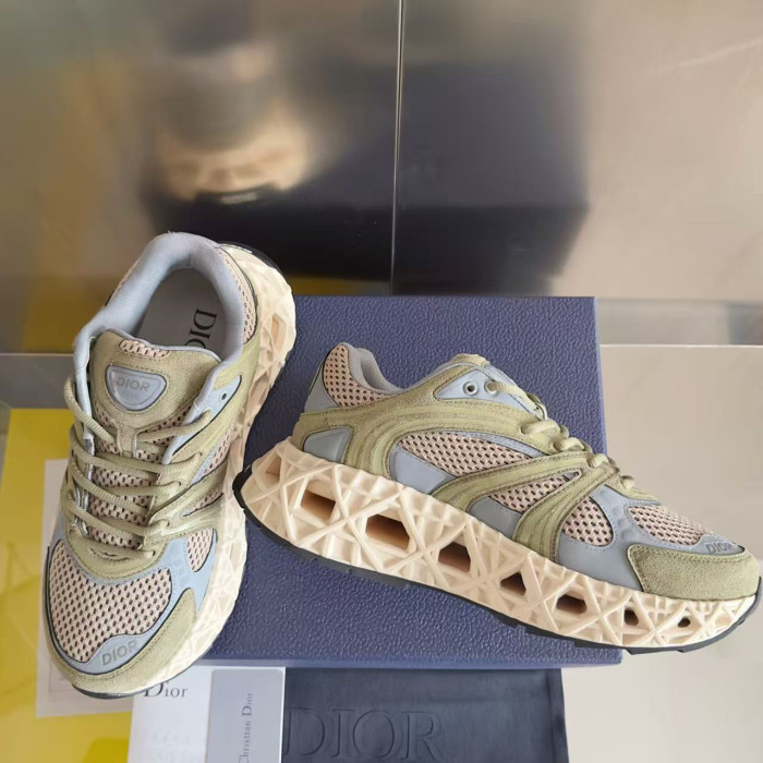 D10R B35 Sneaker