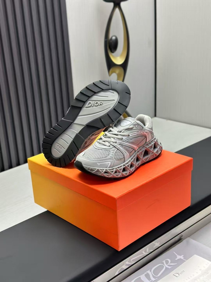 D10R B35 Sneaker