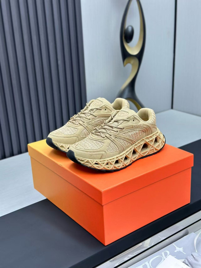 D10R B35 Sneaker