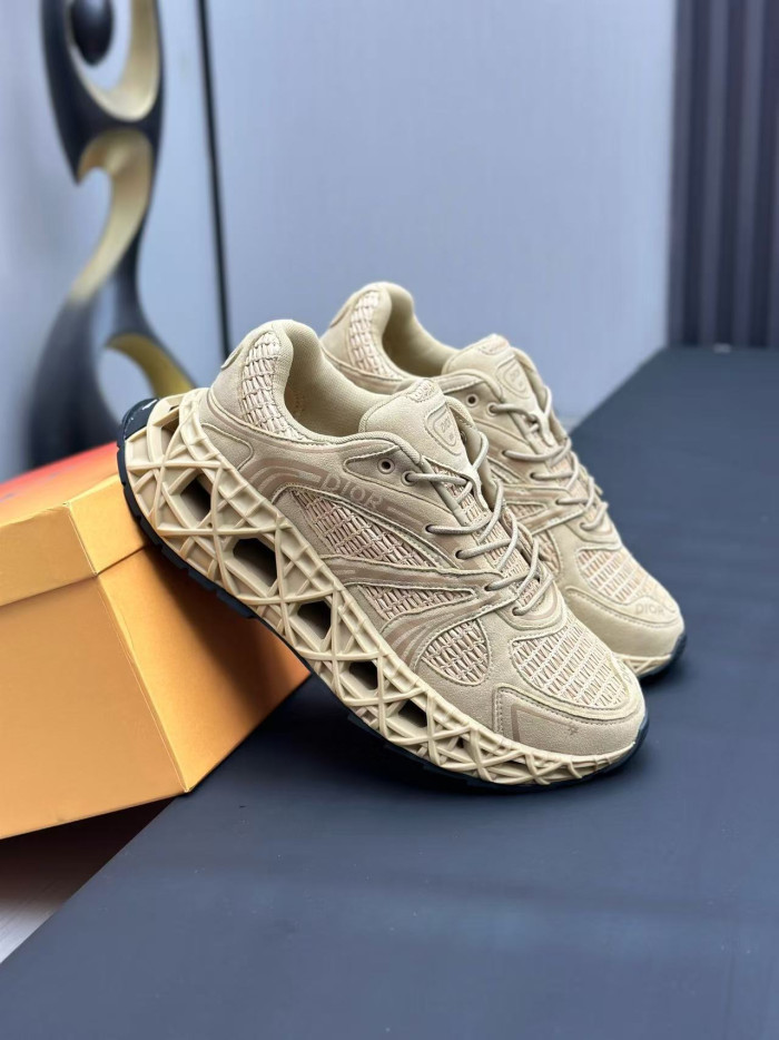 D10R B35 Sneaker