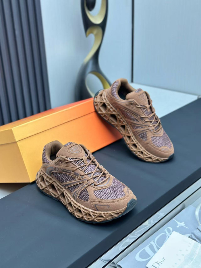 D10R B35 Sneaker
