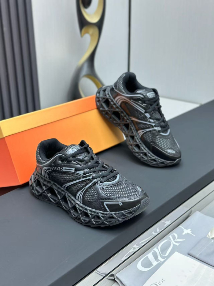 D10R B35 Sneaker