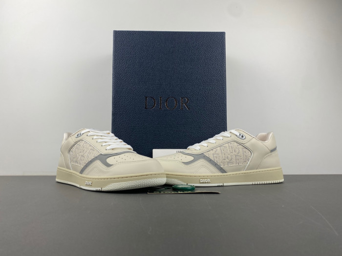 D10R B27 Sneaker