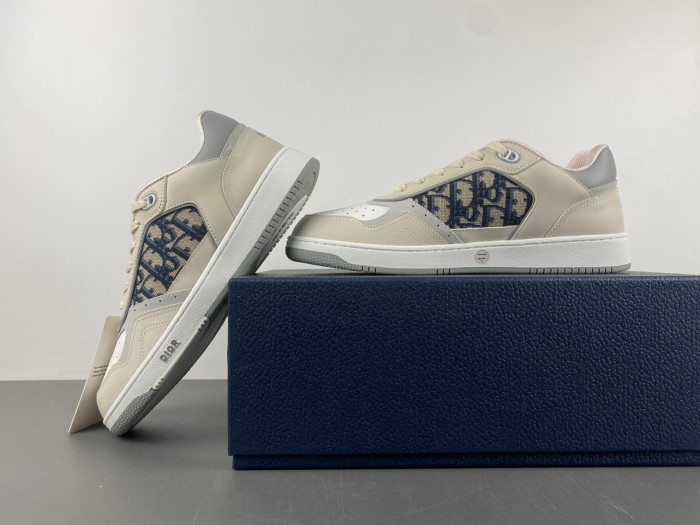 D10R B27 Sneaker