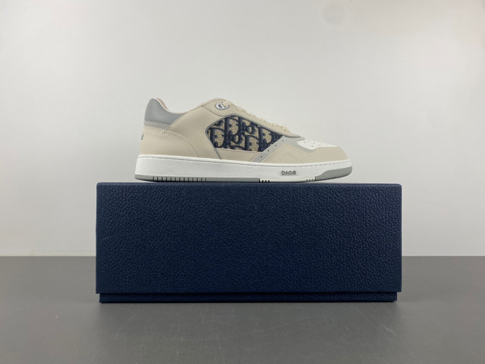 D10R B27 Sneaker
