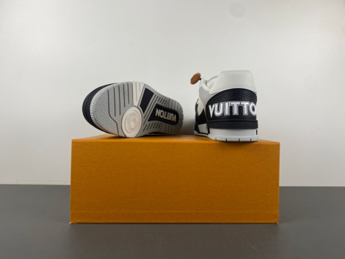 Lou1su1tt Trainer Sneaker