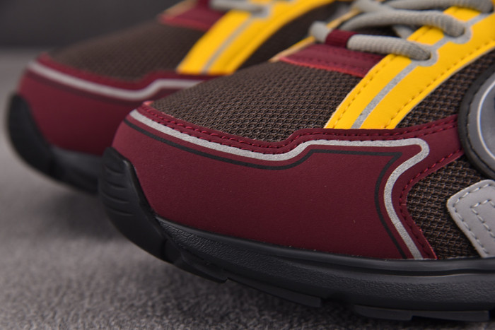 D10R B30 SNEAKER