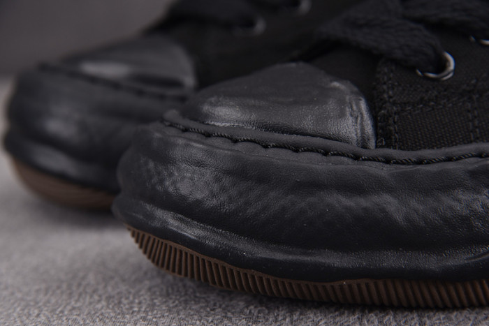 Ma1s0n MIHARA YASUHIRO SNEAKER