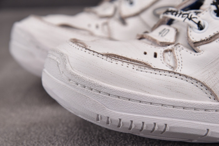 BLCG Hamptons Worn-out Sneaker 841765 WCURB 9141