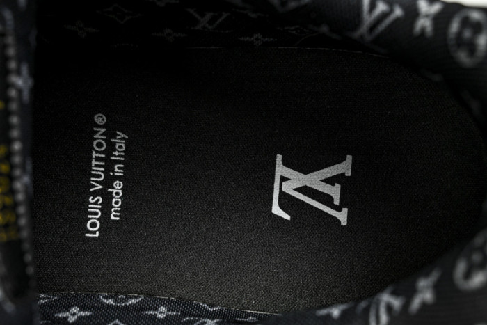 Lou1su1tt Skate Sneaker