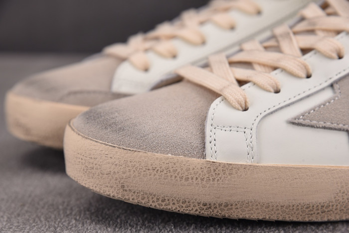 GGDB Low-Top Shoes