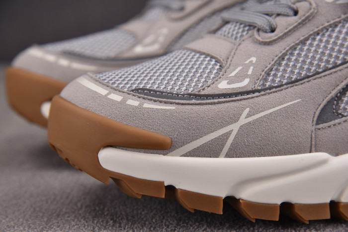 Lou1su1tt Tatic Runner Sneaker