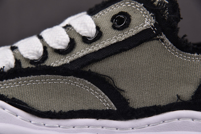 Ma1s0n MIHARA YASUHIRO SNEAKER