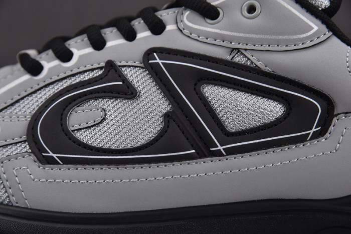 D10R B30 SNEAKER