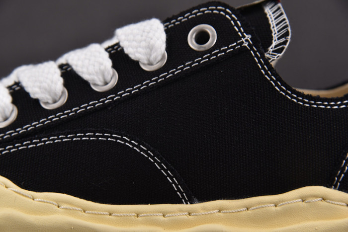 Ma1s0n MIHARA YASUHIRO SNEAKER