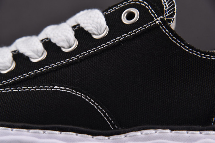 Ma1s0n MIHARA YASUHIRO SNEAKER