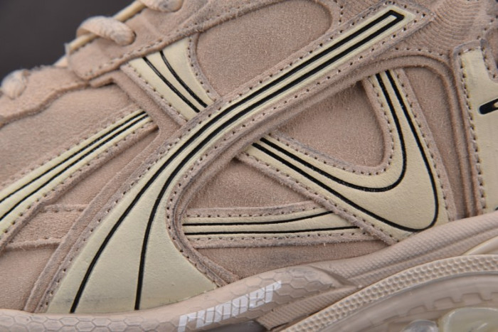 BLCG Runner Suede Sneaker 772774 WRNSD 9900