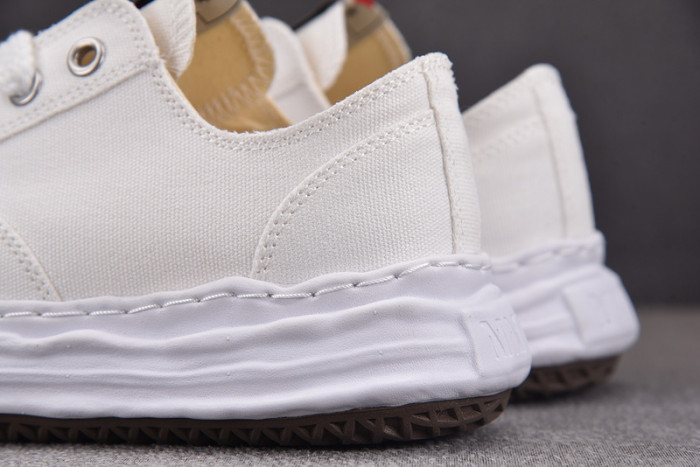 Ma1s0n MIHARA YASUHIRO SNEAKER