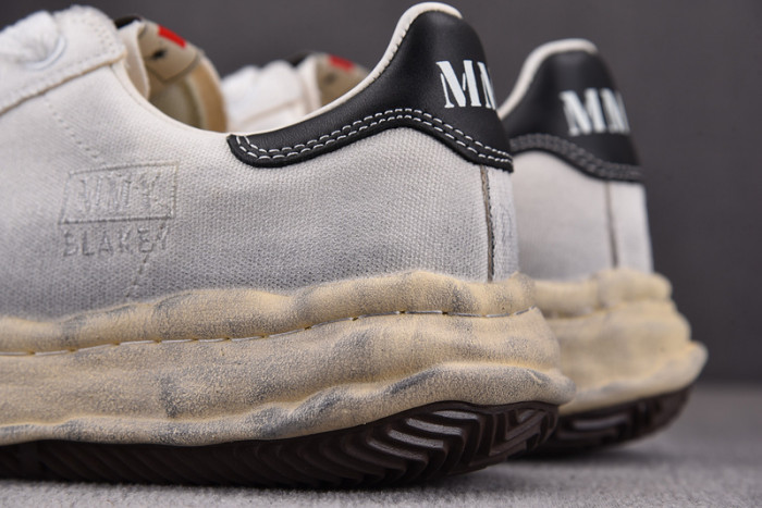 Ma1s0n MIHARA YASUHIRO SNEAKER