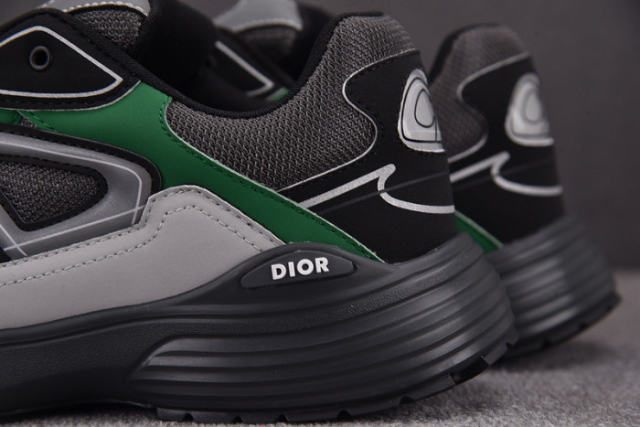 D10R B30 SNEAKER