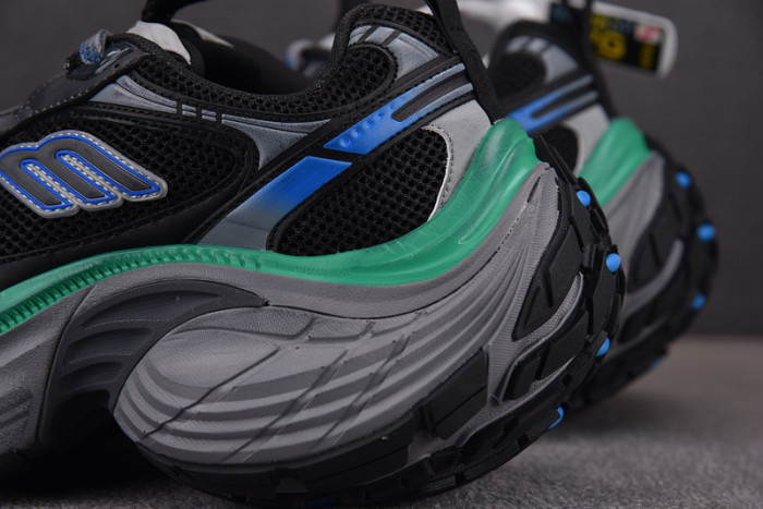 BLCG 10XL SNEAKER 792778 W2MV2 1143