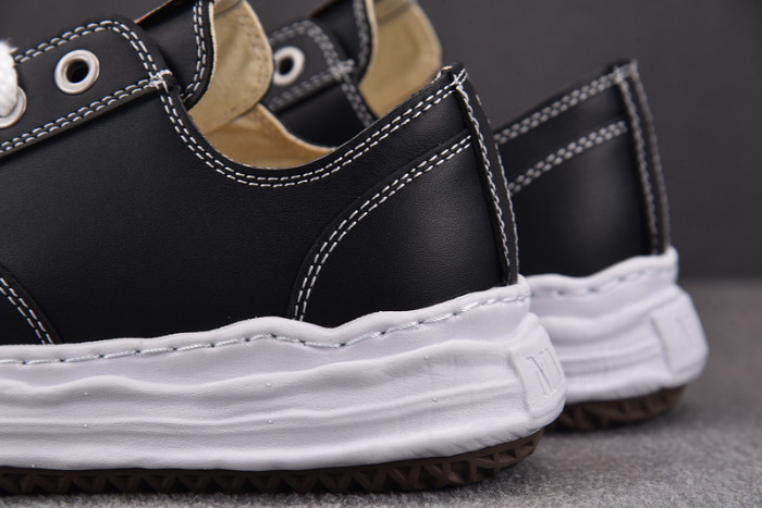 Ma1s0n MIHARA YASUHIRO SNEAKER