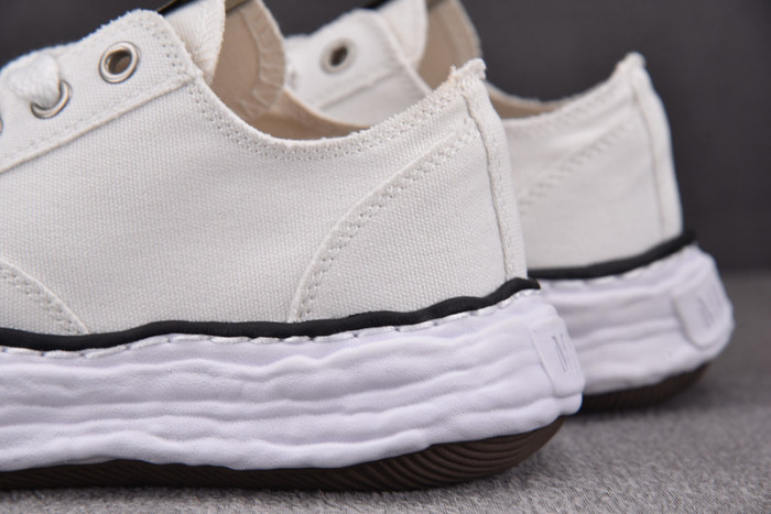 Ma1s0n MIHARA YASUHIRO SNEAKER