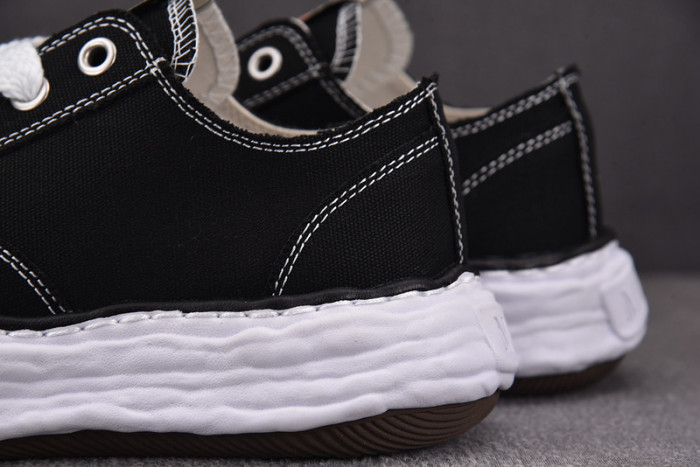 Ma1s0n MIHARA YASUHIRO SNEAKER