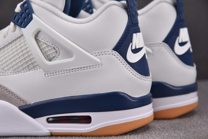 Air Jordan 4 Retro SB Navy DR5415-100