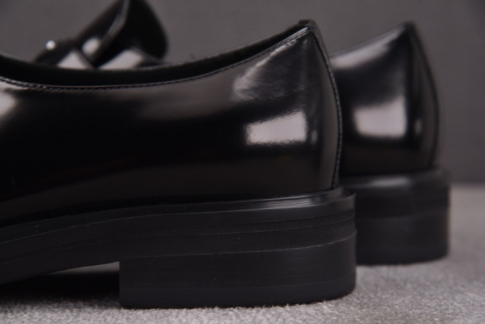 PRA shoes