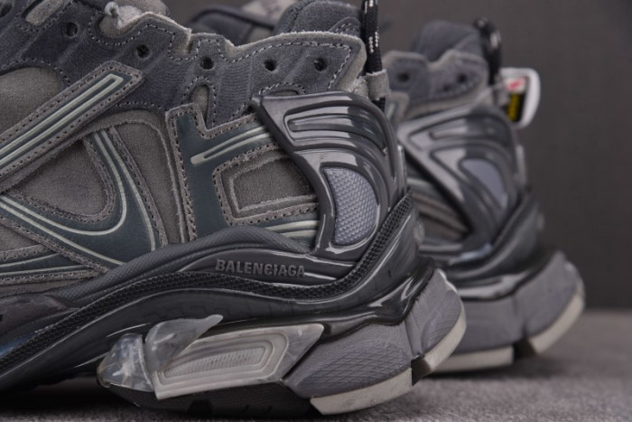 BLCG Runner Sneaker 772774 WRNSD 1100